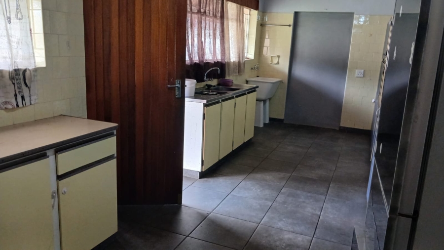 6 Bedroom Property for Sale in Sasolburg Ext 15 Free State